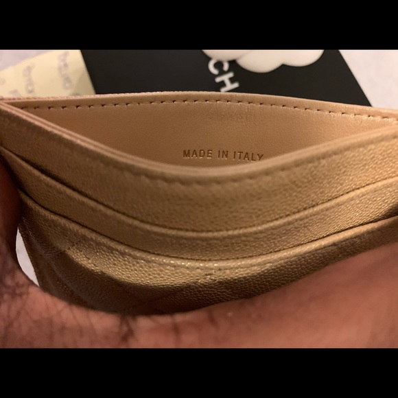 ✖️SOLD✖️19S iridescent beige flat cardholder - Picture 4 of 4